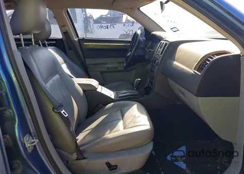 2007 Chrysler 300 Touring из США, поврежденный, VIN 2C3KA53GX7H738040